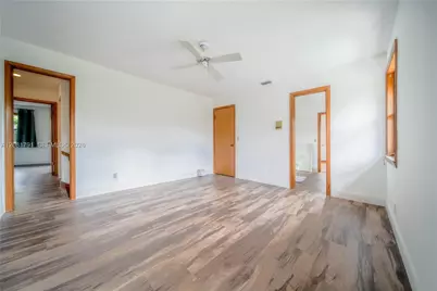 576 Marshall Rd, West Palm Beach, FL 33413 - Photo 29