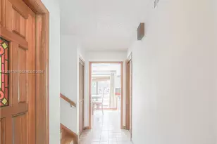 576 Marshall Rd, West Palm Beach, FL 33413 - Photo 43