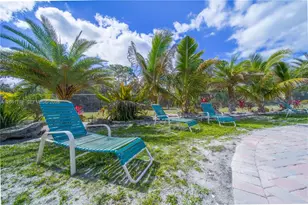576 Marshall Rd, West Palm Beach, FL 33413 - Photo 77