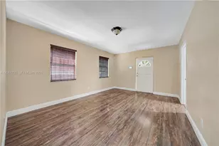 6401 SW 63rd Ct, South Miami, FL 33143 - Photo 9
