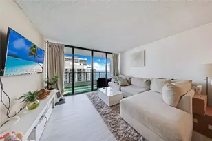 555 NE 15th St, Miami, FL 33132 - Photo 5