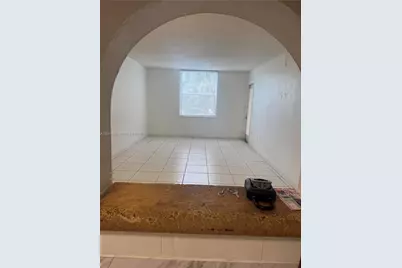 5755 W 20th Ave #201, Hialeah, FL 33012 - Photo 5