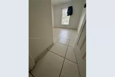 5755 W 20th Ave #201, Hialeah, FL 33012 - Photo 9
