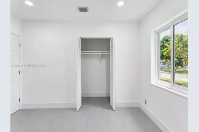 950 NE 164th St, North Miami Beach, FL 33162 - Photo 19