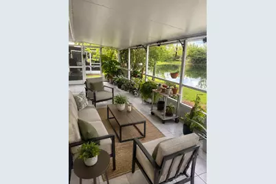 710 SE 22nd Ln, Homestead, FL 33033 - Photo 1