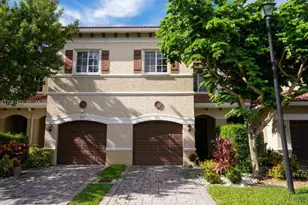 331 NE 47th Pl, Deerfield Beach, FL 33064 - Photo 1