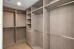 950 Brickell Bay Dr, Miami, FL 33131 - Photo 11