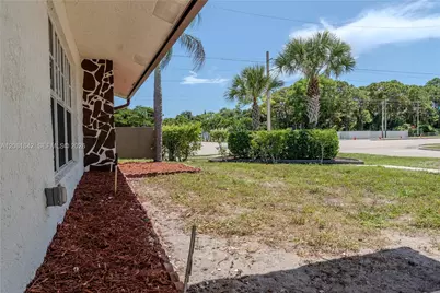 4513 Blue Pine Cir, Lake Worth, FL 33463 - Photo 53