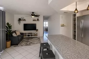 10331 SW 135th Ct, Miami, FL 33186 - Photo 5