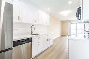 6960 Rue Vendome, Miami Beach, FL 33141 - Photo 9