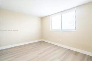 6960 Rue Vendome, Miami Beach, FL 33141 - Photo 11