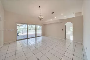 360 NW 107th Ave, Plantation, FL 33324 - Photo 7