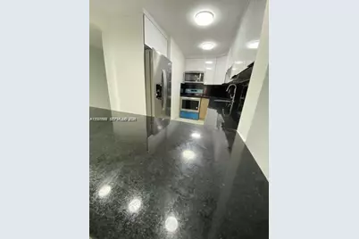 10000 NW 80th Ct #2132, Hialeah Gardens, FL 33016 - Photo 3