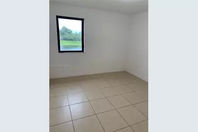 429 NE 194th Ter #429, Miami, FL 33179 - Photo 9