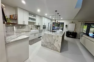 172 W Wild Pine Rd, Wellington, FL 33414 - Photo 9