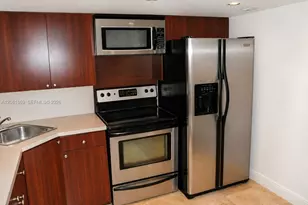 555 NE 15th St, Miami, FL 33132 - Photo 5