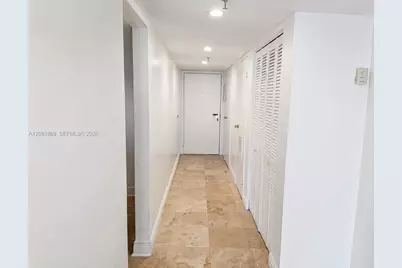 555 NE 15th St #28D, Miami, FL 33132 - Photo 11