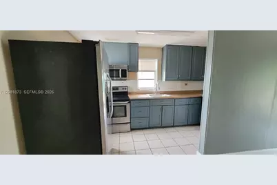 3641 NW 15th St, Miami, FL 33125 - Photo 5