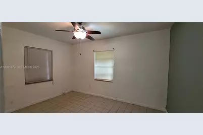 3641 NW 15th St, Miami, FL 33125 - Photo 9