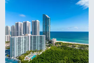 100 Bayview Dr #1428, Sunny Isles Beach, FL 33160 - Photo 1