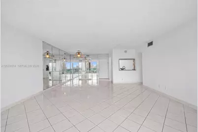 100 Bayview Dr #1428, Sunny Isles Beach, FL 33160 - Photo 3