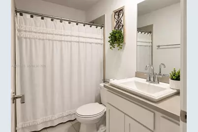 489 NE 4th St, Florida City, FL 33034 - Photo 13