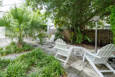 1007 Bay Dr #104, Miami Beach, FL 33141 - Photo 17