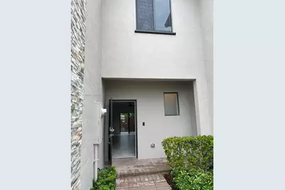 20578 NE 2nd Ct, Miami, FL 33179 - Photo 13