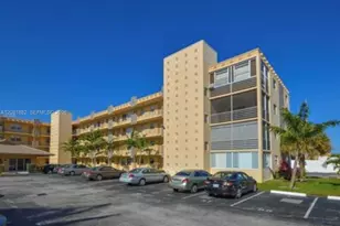 2145 Pierce St, Hollywood, FL 33020 - Photo 1