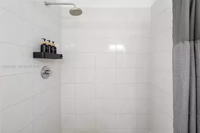 1032 Michigan Ave #C, Miami Beach, FL 33139 - Photo 17