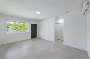505 SW 7th Ct, Miami, FL 33130 - Photo 3
