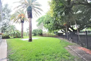75 S Shore Dr, Miami Beach, FL 33141 - Photo 15