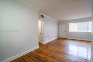 75 S Shore Dr, Miami Beach, FL 33141 - Photo 7