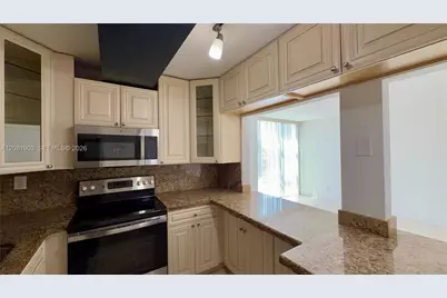 210 172nd St #428, Sunny Isles Beach, FL 33160 - Photo 11