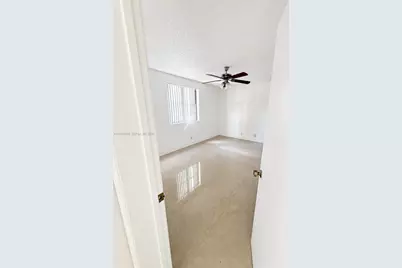 10131 W Sunrise Blvd #204, Plantation, FL 33322 - Photo 5
