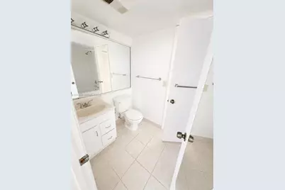 10131 W Sunrise Blvd #204, Plantation, FL 33322 - Photo 3