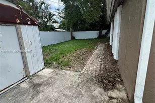 4041 SW 50th St, Dania Beach, FL 33314 - Photo 3