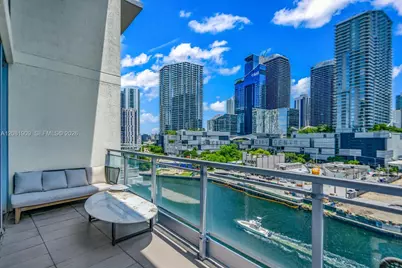92 SW 3rd St #901, Miami, FL 33130 - Photo 11