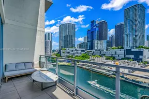 92 SW 3rd St, Miami, FL 33130 - Photo 11
