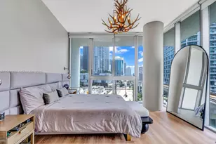 92 SW 3rd St, Miami, FL 33130 - Photo 5