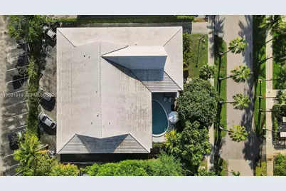 195 Sunrise Dr #7, Key Biscayne, FL 33149 - Photo 23
