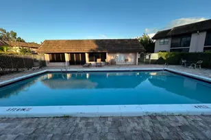 10325 NW 11th St, Pembroke Pines, FL 33026 - Photo 43