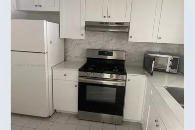 18111 NW 68th Ave #F106, Hialeah, FL 33015 - Photo 5
