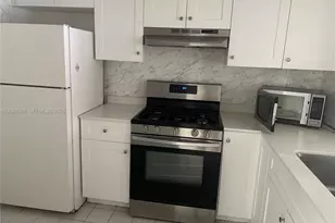 18111 NW 68th Ave, Hialeah, FL 33015 - Photo 5