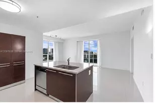 1900 N Bayshore Dr, Miami, FL 33132 - Photo 5