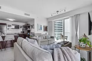 1900 N Bayshore Dr, Miami, FL 33132 - Photo 11