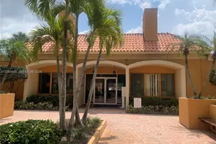 17911 NW 68th Ave, Hialeah, FL 33015 - Photo 19