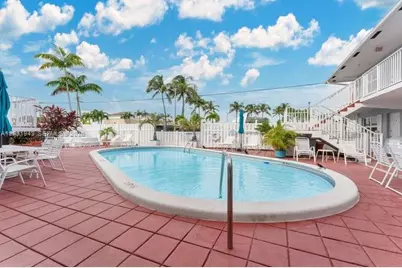 4658 Bougainvilla Dr #56, Lauderdale by the Sea, FL 33308 - Photo 5