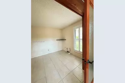 1840 Bayberry Dr, Pembroke Pines, FL 33024 - Photo 5