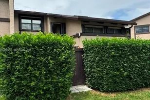 1840 Bayberry Dr, Pembroke Pines, FL 33024 - Photo 23